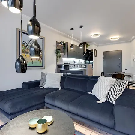 Chlebova - Riverside View Terrace, Free Parking, Gym & Kidsplay By Downtown