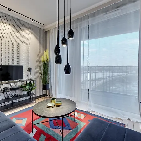 Aparthotel Chlebova - Riverside View Terrace, Free Parking, Gym & Kidsplay By Downtown Danzica