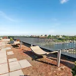 Chlebova - Riverside View Terrace, Free Parking, Gym & Kidsplay By Downtown Lägenhetshotell Gdańsk