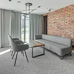 Chlebova - Riverside View Terrace, Free Parking, Gym & Kidsplay By Downtown Lejlighedshotel 4*