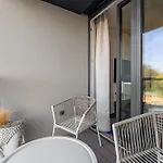 Chlebova - Riverside View Terrace, Free Parking, Gym & Kidsplay By Downtown 4* Gdańsk