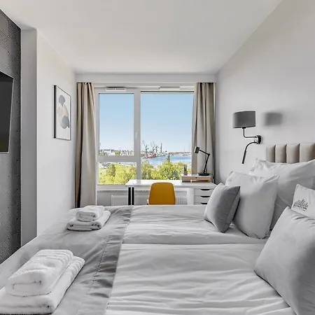 Chlebova - Riverside View Terrace, Free Parking, Gym & Kidsplay By Downtown