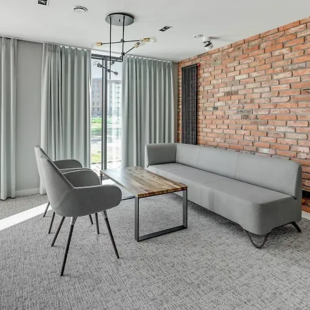 Chlebova - Riverside View Terrace, Free Parking, Gym & Kidsplay By Downtown Lägenhet *