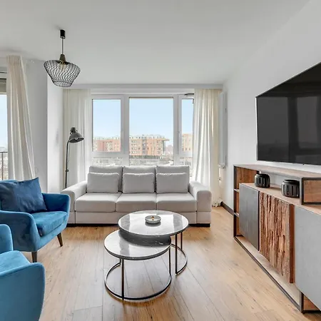 Chlebova - Riverside View Terrace, Free Parking, Gym & Kidsplay By Downtown 4*