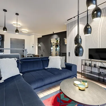 Chlebova - Riverside View Terrace, Free Parking, Gym & Kidsplay By Downtown