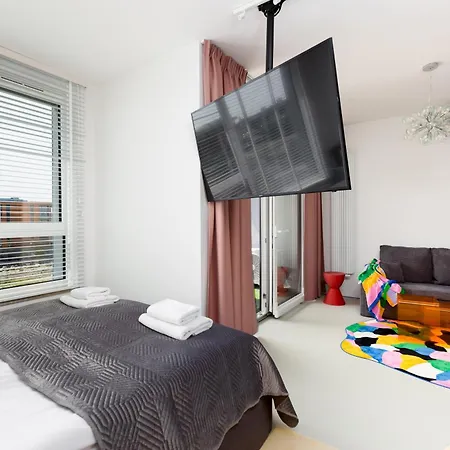 Chlebova - Riverside View Terrace, Free Parking, Gym & Kidsplay By Downtown 4* 格但斯克