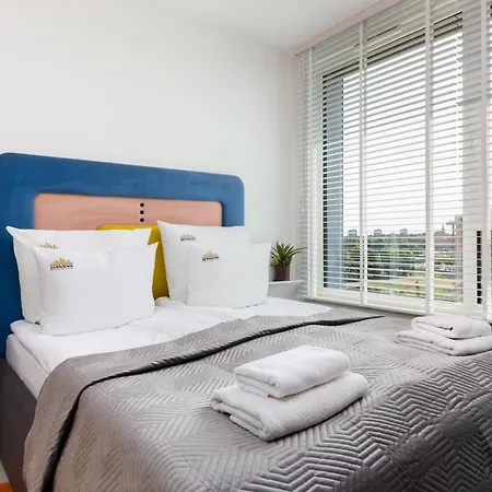 Chlebova - Riverside View Terrace, Free Parking, Gym & Kidsplay By Downtown 4* 格但斯克