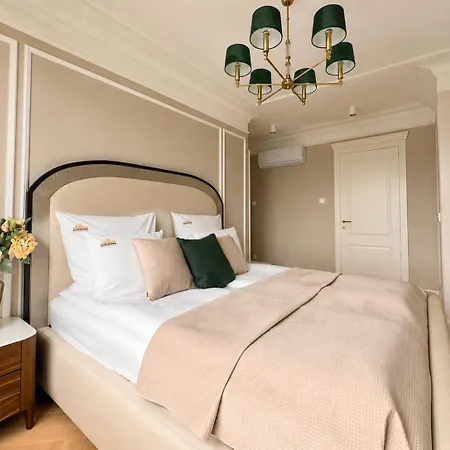 Chlebova - Riverside View Terrace, Free Parking, Gym & Kidsplay By Downtown 公寓式酒店 4*