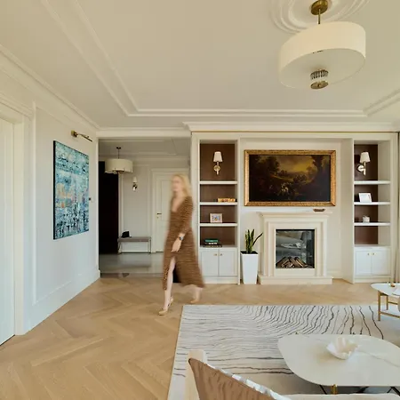 Chlebova - Riverside View Terrace, Free Parking, Gym & Kidsplay By Downtown 4*