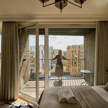 Chlebova - Riverside View Terrace, Free Parking, Gym & Kidsplay By Downtown מלון דירות 4*