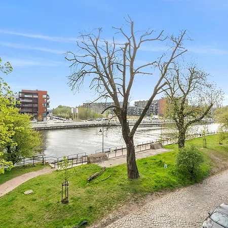 Chlebova - Riverside View Terrace, Free Parking, Gym & Kidsplay By Downtown Lejlighed